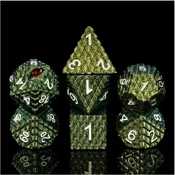 Nedsatt pris - A Role Playing Dice Set Metallic Dragon Scale Gold Green Glitter