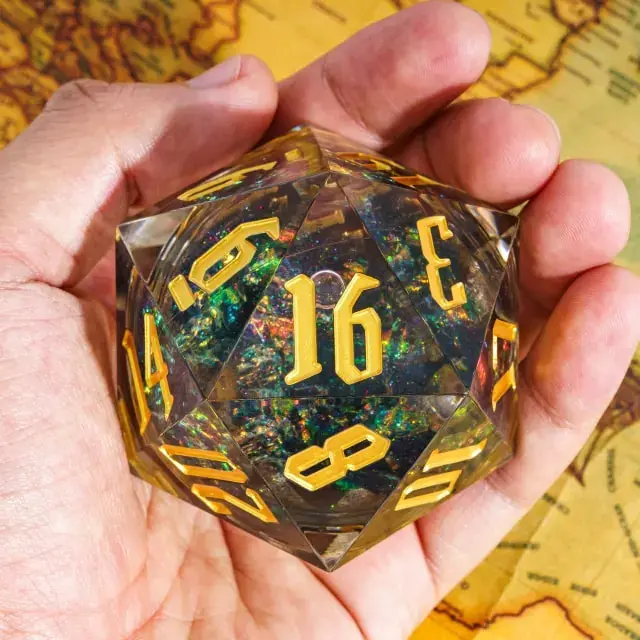 Liquid Core D20 Glitter (55mm) (Gold Font) - Passa på nu