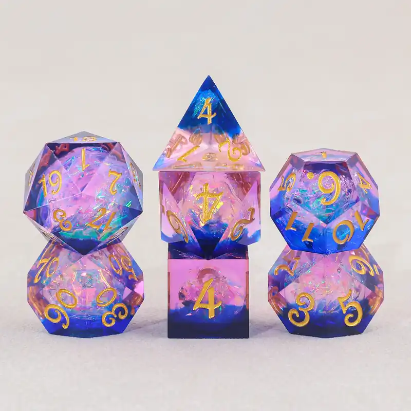 A Role Playing Dice Set - Blue And Pink | Missa inte