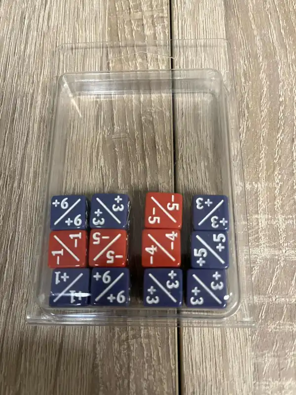 Lila/Röd Positive/Negative D6 Dice 12 mm (12st) | Endast idag