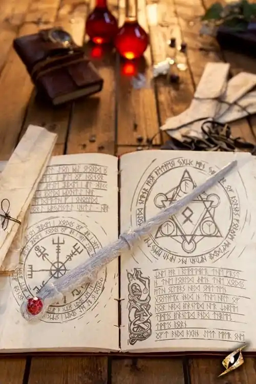 Druid Wand - White - Finns tillgänglig