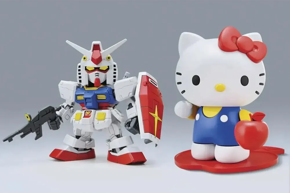 Extra bra pris | SD Hello Kitty/Gundam RX-78-2 EX Stand – Bygg din favorit