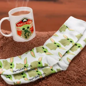 Star Wars - The Mandalorian - The Child Mug and Socks Set (PP7333MAN) | Deal