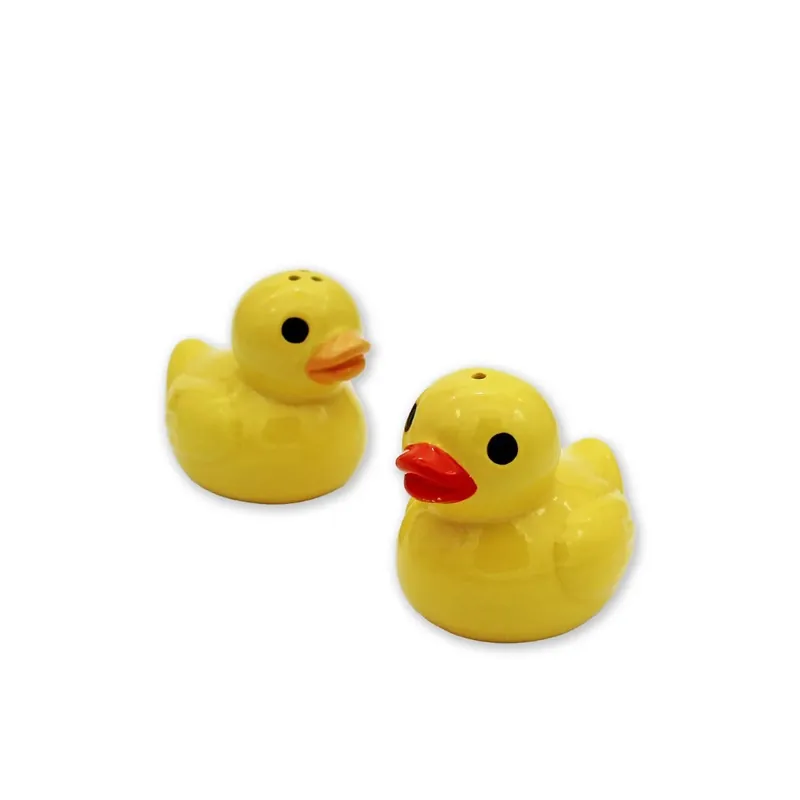 Efterfrågad - Winkee - Duck Salt and Pepper Shakers - 3 inches