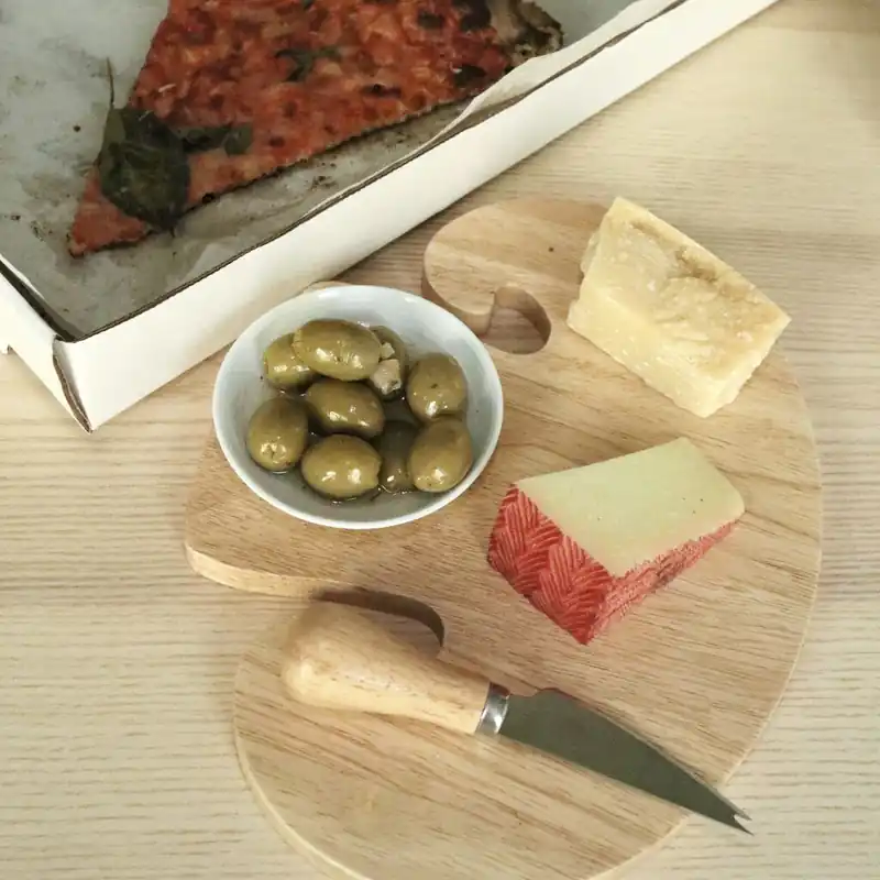 Mushroom Cutting Board & Knife - Mycket efterfrågad