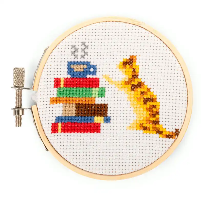 Bara idag | Kikkerland - Cat Mini Cross Stitch Embroidery - (GG269)