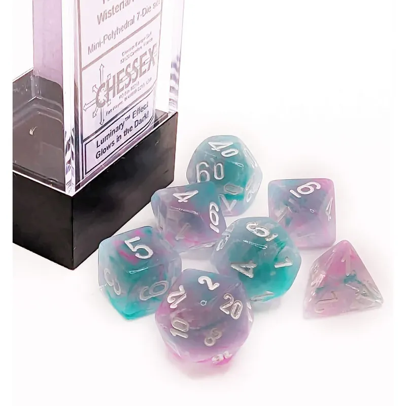 Chessex Nebula Mini-Polyhedral 7-Die Set (Wisteria/White) - Sista dagarna