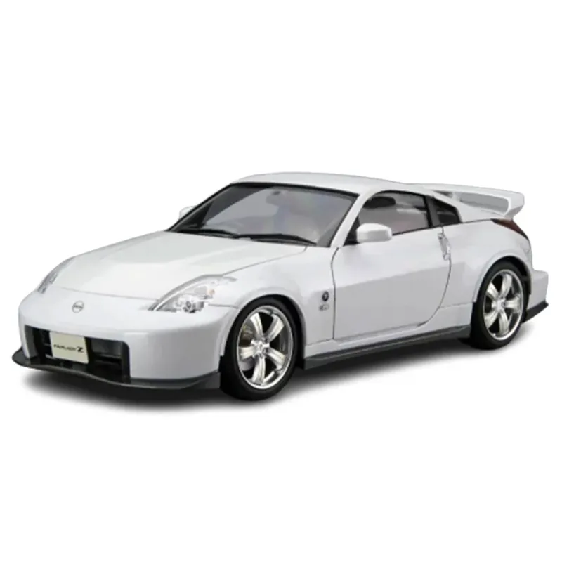 Aoshima Nissan Z33 Fairladyz NISMO ‘07 1/24 skalmodell - Nästan slut